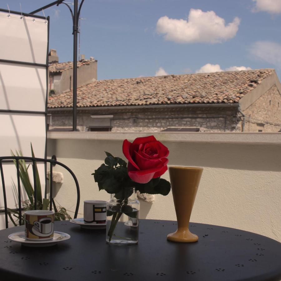 B&B Al Gravattone เวโนซา ภายนอก รูปภาพ